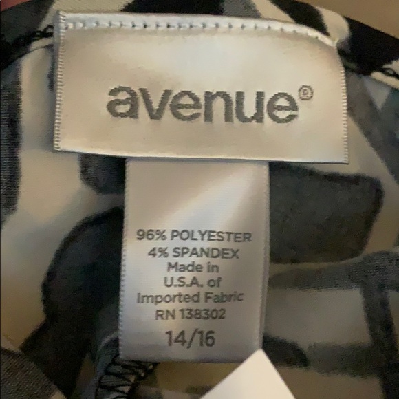 Batwing Dress 14/16 - Picture 5 of 5